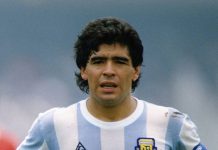 Cầu thủ Maradona: Tưởng Niệm Vị Huyền Thoại Bóng Đá